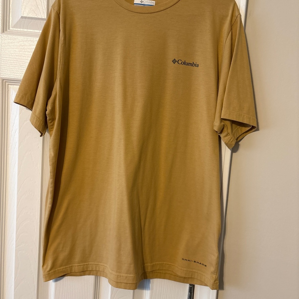 Columbia Men's Brown Short Sleeve Tee